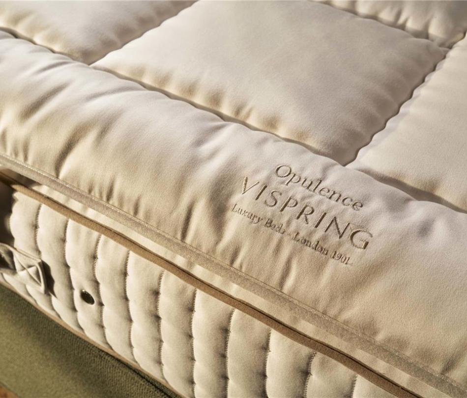 Bedtime - Vispring Topper Opulence