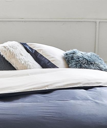 Bedtime - Nomo Two Toned Royal satijn